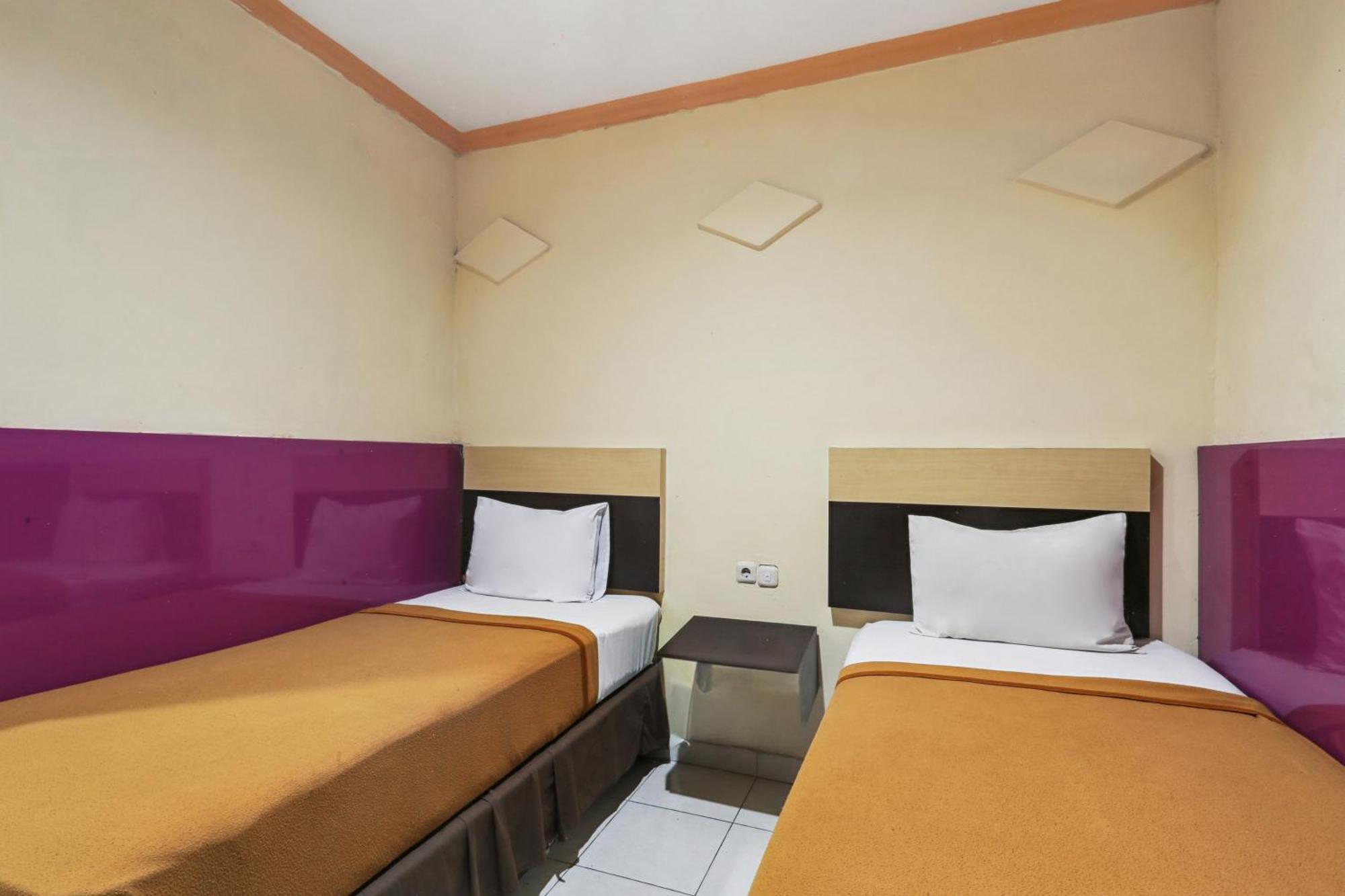 Collection O 93163 Hotel Grand Kartika Parepare Exterior foto
