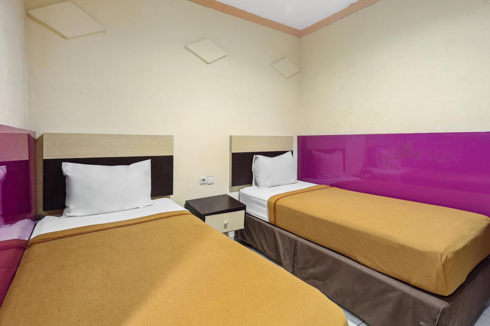 Collection O 93163 Hotel Grand Kartika Parepare Exterior foto