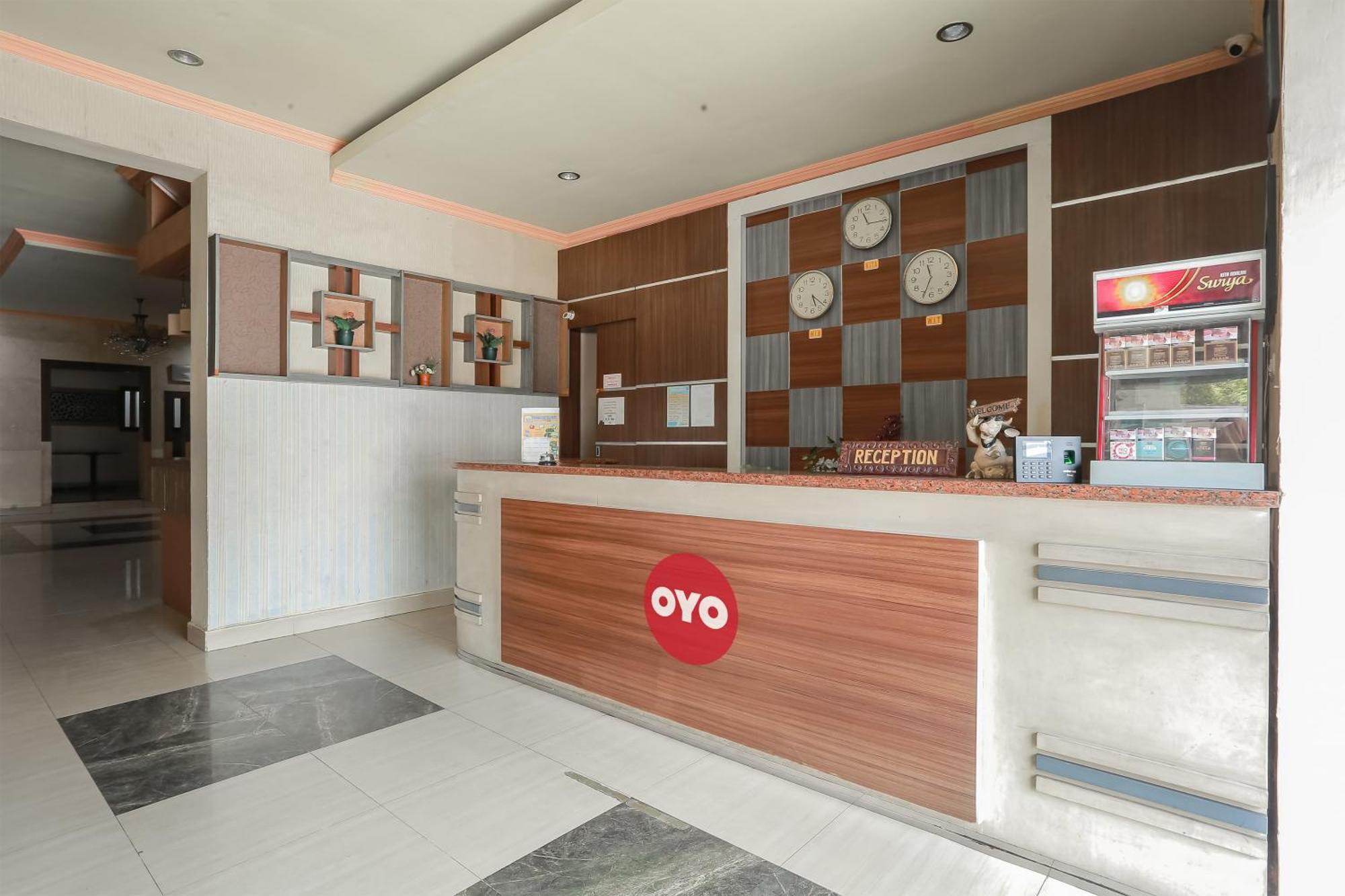 Collection O 93163 Hotel Grand Kartika Parepare Exterior foto